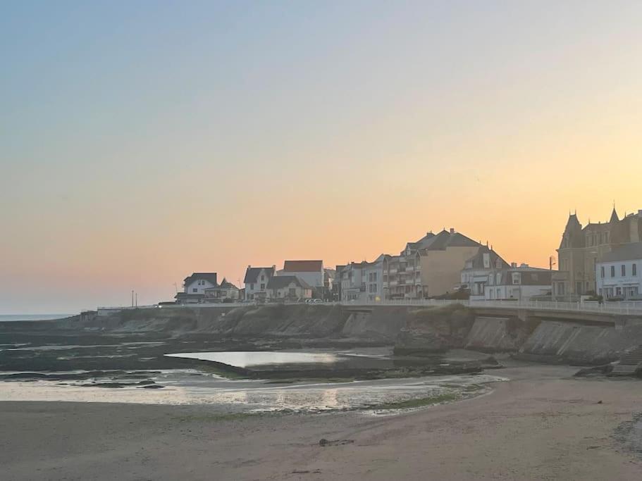 Studio En Residence La Baie De L Adon Saint Gilles Croix de vie Exterior foto