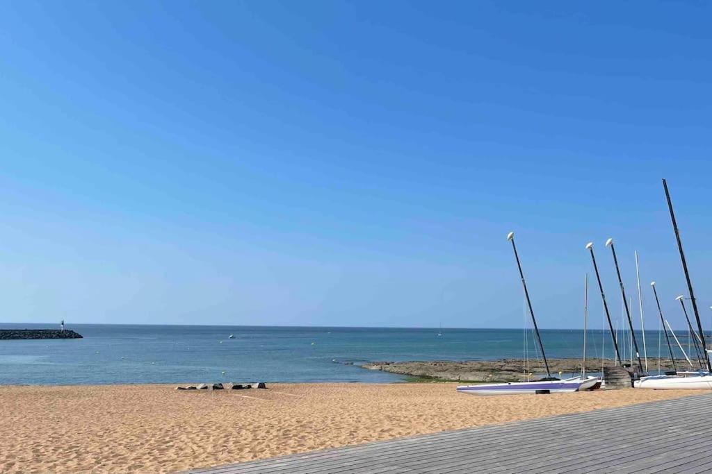 Studio En Residence La Baie De L Adon Saint Gilles Croix de vie Exterior foto
